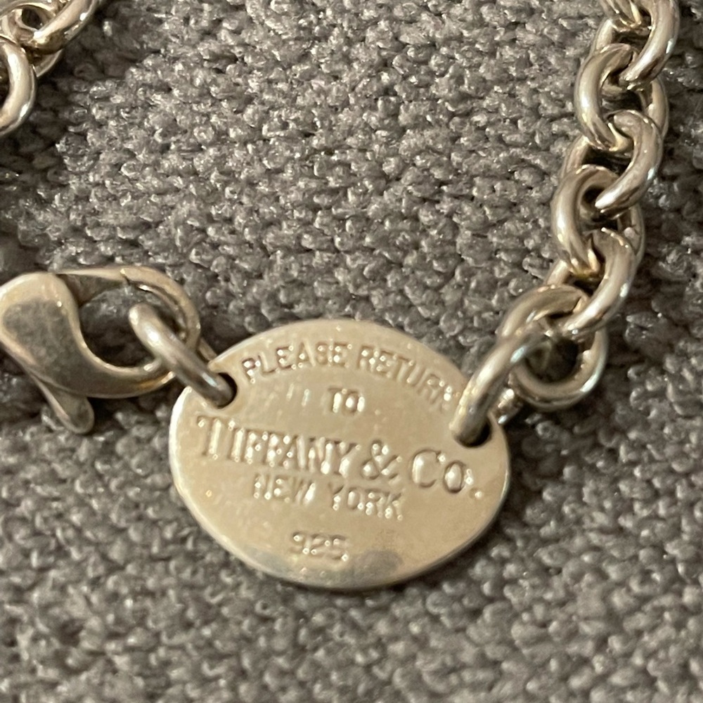 Authentic Tiffany and Co. heavy chain necklace! Great used condition!